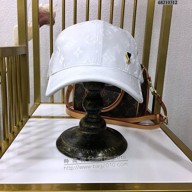 LV男女同款帽子 路易威登絲綿愛心經典印花鴨舌帽棒球帽  mm1399